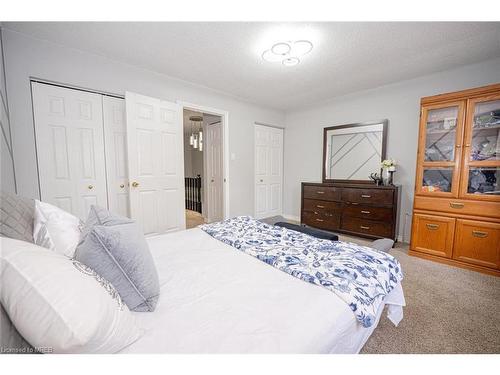 134 Chesley Avenue, London, ON - Indoor Photo Showing Bedroom