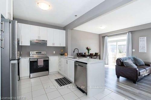 128 Links Crescent, Woodstock, ON - Indoor Photo Showing Kitchen With Double Sink