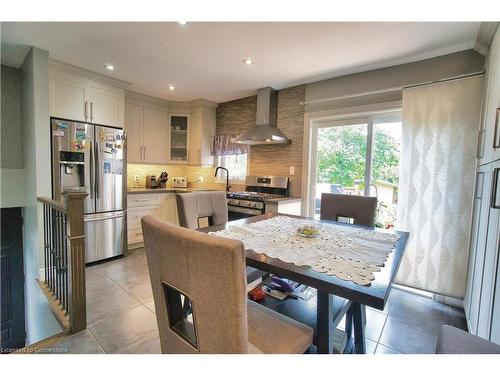 1288 Alexandra Avenue, Mississauga, ON - Indoor Photo Showing Dining Room