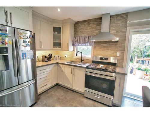 1288 Alexandra Avenue, Mississauga, ON - Indoor Photo Showing Kitchen With Stainless Steel Kitchen