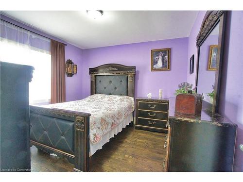 1288 Alexandra Avenue, Mississauga, ON - Indoor Photo Showing Bedroom