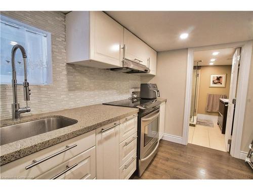 1288 Alexandra Avenue, Mississauga, ON - Indoor Photo Showing Bathroom