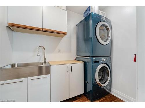 3452 Hannibal Road, Burlington, ON - Indoor Photo Showing Laundry Room