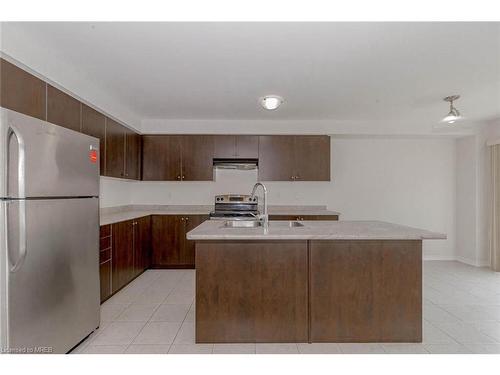 54 Cole Crescent, Brantford, ON - Indoor Photo Showing Kitchen