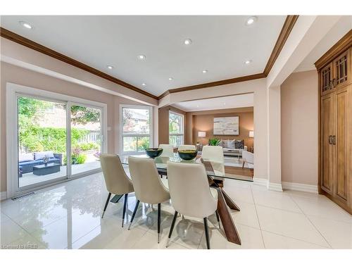 1181 Lansdown Drive, Oakville, ON - Indoor Photo Showing Dining Room