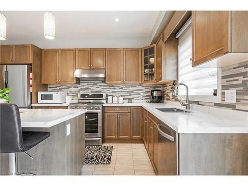 145 Cardinal Crescent, Welland, ON - Indoor Photo Showing Kitchen With Stainless Steel Kitchen With Upgraded Kitchen