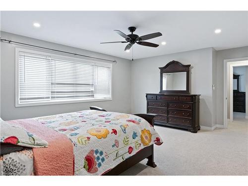 145 Cardinal Crescent, Welland, ON - Indoor Photo Showing Bedroom