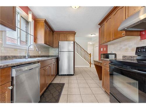 195 Brunswick Avenue, London, ON - Indoor Photo Showing Kitchen With Double Sink