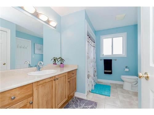 64 Westland Street, St. Catharines, ON - Indoor Photo Showing Bathroom