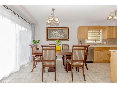 64 Westland Street, St. Catharines, ON - Indoor Photo Showing Dining Room