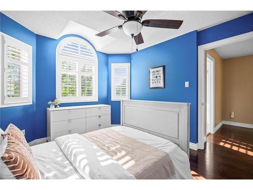 196 Eaton Street, Georgetown, ON - Indoor Photo Showing Bedroom