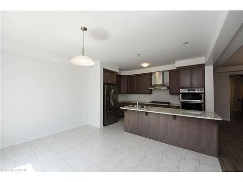 468 Boyde Lane, Milton, ON - Indoor Photo Showing Kitchen