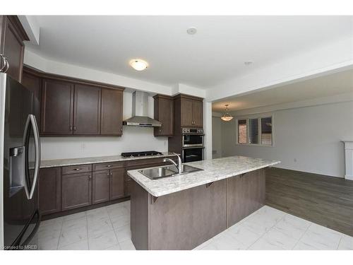 468 Boyde Lane, Milton, ON - Indoor Photo Showing Kitchen