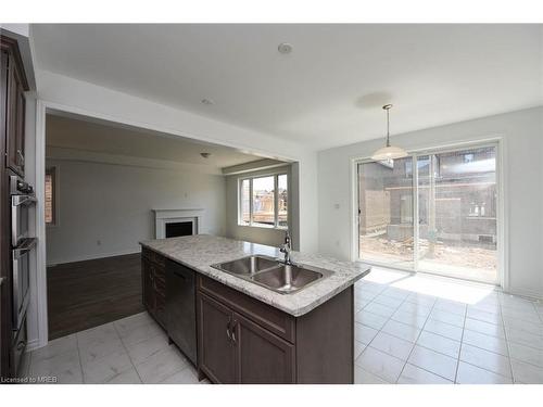 468 Boyde Lane, Milton, ON - Indoor Photo Showing Kitchen With Double Sink