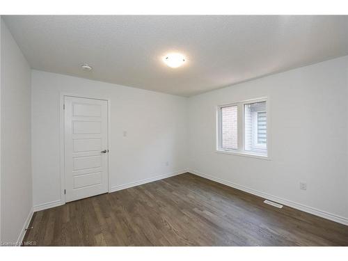 468 Boyde Lane, Milton, ON - Indoor Photo Showing Other Room