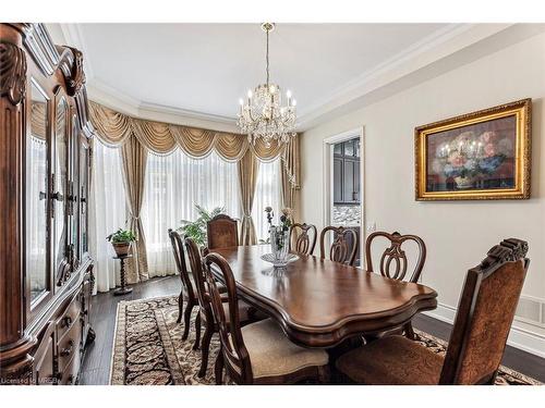 11 Wedgeport Court Court, Nobleton, ON - Indoor Photo Showing Dining Room