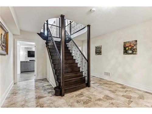 11 Wedgeport Court Court, Nobleton, ON - Indoor Photo Showing Other Room