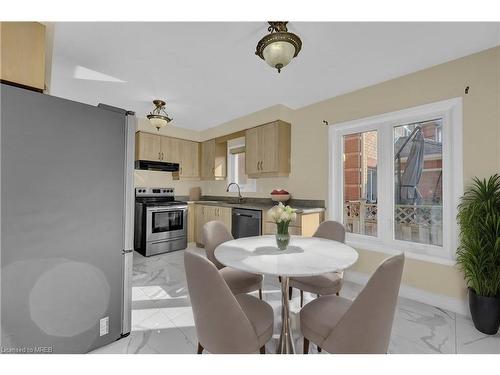 48 Zachary Drive, Brampton, ON - Indoor Photo Showing Dining Room