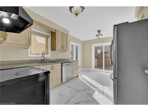 48 Zachary Drive, Brampton, ON - Indoor Photo Showing Kitchen