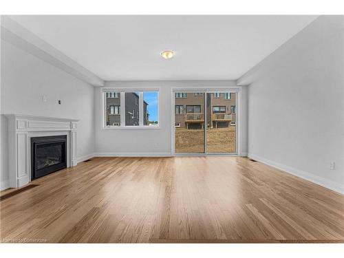 113 Cole Terrace, Woodstock, ON - Indoor Photo Showing Living Room With Fireplace