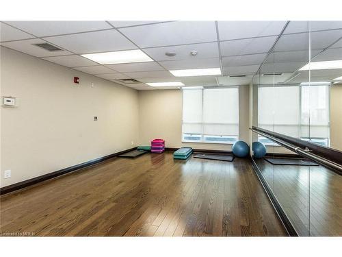 3301-208 Enfield Place, Mississauga, ON - Indoor Photo Showing Other Room