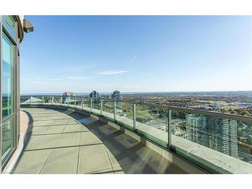 3301-208 Enfield Place, Mississauga, ON - Outdoor With View