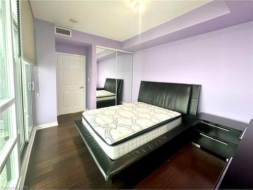 3301-208 Enfield Place, Mississauga, ON - Indoor Photo Showing Bedroom