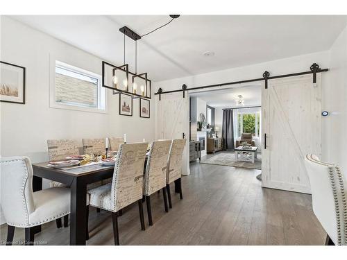 18 Patricia Avenue, Oshawa, ON - Indoor Photo Showing Dining Room