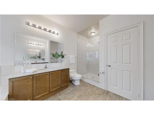 2238 Lyndhurst Drive, Oakville, ON - Indoor Photo Showing Bathroom