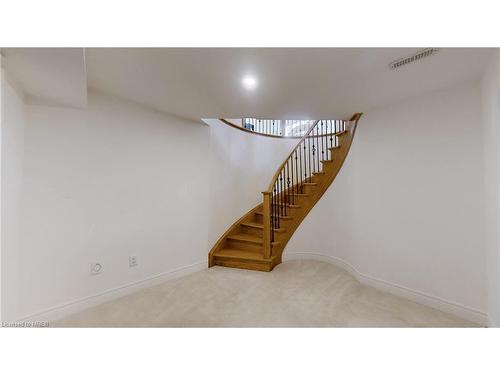 2238 Lyndhurst Drive, Oakville, ON - Indoor Photo Showing Other Room