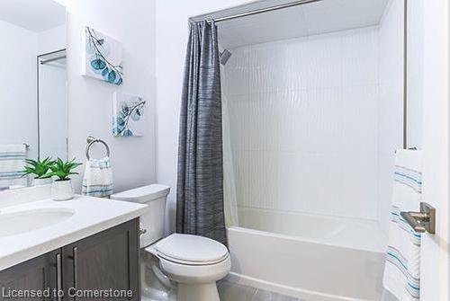 47-294 Vine Street, St. Catharines, ON - Indoor Photo Showing Bathroom