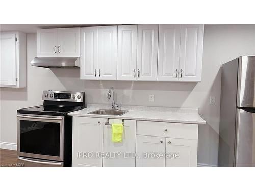 1454 Wilson Road, Oshawa, ON - Indoor Photo Showing Kitchen