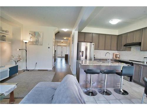 61 Queen Mary Boulevard Boulevard, Hamilton, ON - Indoor Photo Showing Kitchen With Upgraded Kitchen