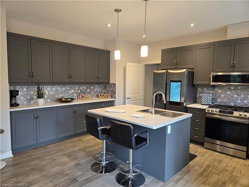 133 Rosie Street, The Blue Mountains, ON - Indoor Photo Showing Kitchen With Double Sink With Upgraded Kitchen