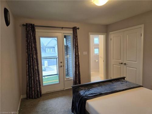 133 Rosie Street, The Blue Mountains, ON - Indoor Photo Showing Bedroom