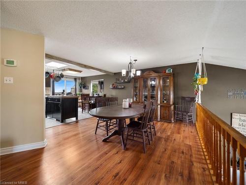 126 Shakespeare Crescent, Barrie, ON - Indoor Photo Showing Dining Room