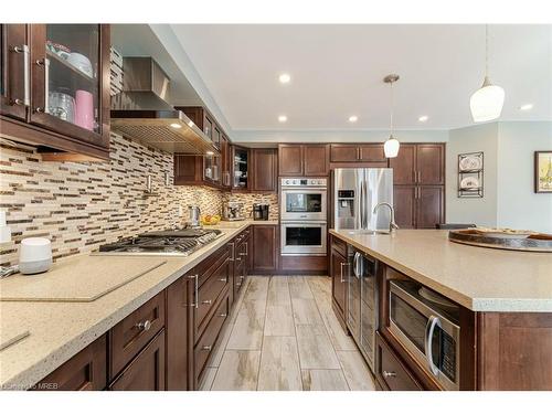 3005 Headon Forest Drive, Burlington, ON - Indoor Photo Showing Kitchen With Stainless Steel Kitchen With Upgraded Kitchen