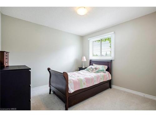 35 Treanor Crescent, Georgetown, ON - Indoor Photo Showing Bedroom