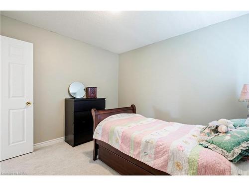 35 Treanor Crescent, Georgetown, ON - Indoor Photo Showing Bedroom