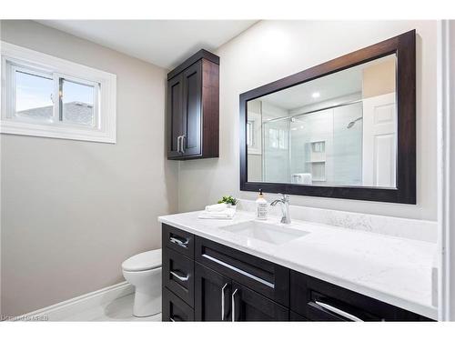 35 Treanor Crescent, Georgetown, ON - Indoor Photo Showing Bathroom