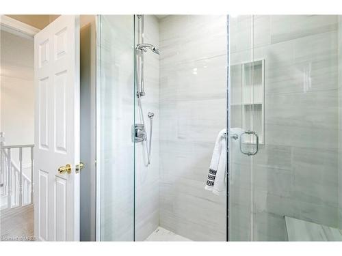 35 Treanor Crescent, Georgetown, ON - Indoor Photo Showing Bathroom