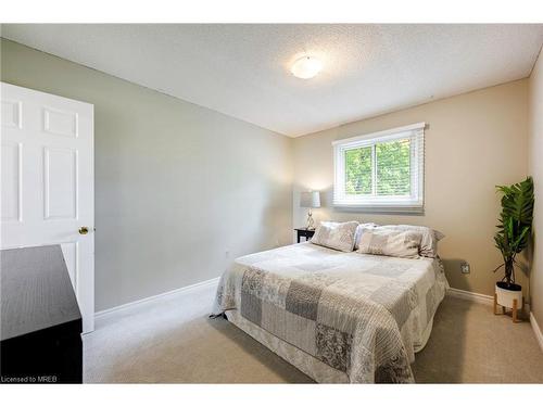 35 Treanor Crescent, Georgetown, ON - Indoor Photo Showing Bedroom