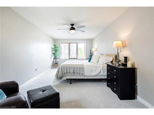 35 Treanor Crescent, Georgetown, ON - Indoor Photo Showing Bedroom