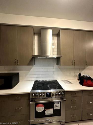 320 Bismark Drive, Cambridge, ON - Indoor Photo Showing Kitchen