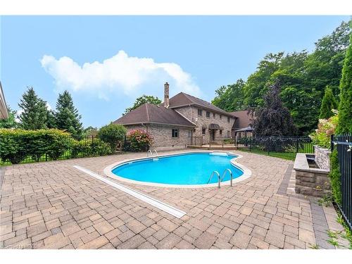 5917 Sixth Line, Erin, ON - Outdoor With In Ground Pool With Backyard