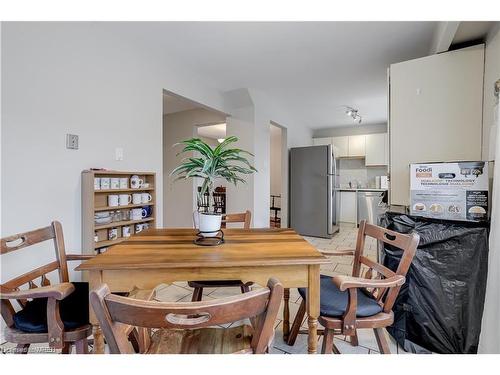 136-2315 Bromsgrove Road, Mississauga, ON - Indoor Photo Showing Dining Room