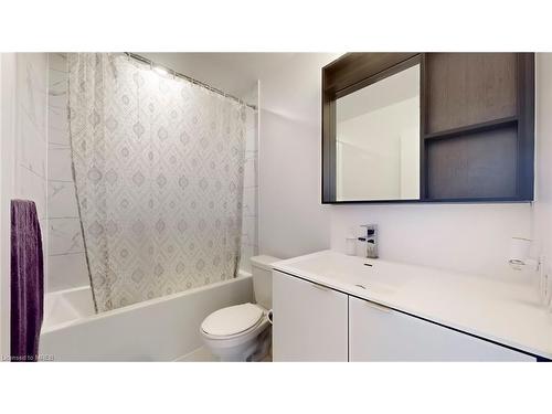 2707-4065 Confederation Parkway, Mississauga, ON - Indoor Photo Showing Bathroom