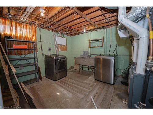 10 Windrush Crescent, Hamilton, ON - Indoor Photo Showing Basement