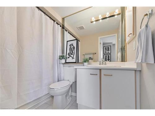 25-2935 Headon Forest Drive, Burlington, ON - Indoor Photo Showing Bathroom