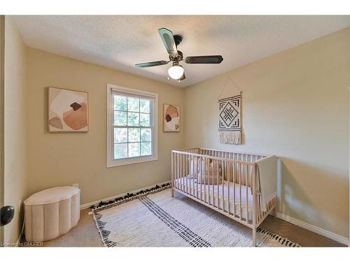 25-2935 Headon Forest Drive, Burlington, ON - Indoor Photo Showing Bedroom